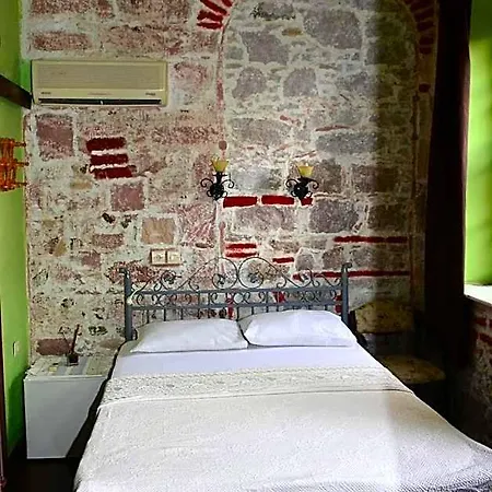 Hotel Cunda Zehra Teyzenin Evi