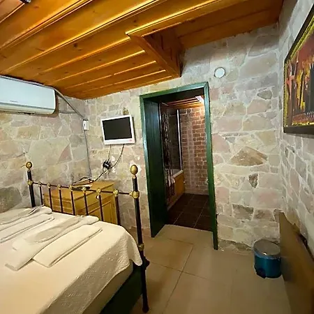 Hotel Cunda Zehra Teyzenin Evi Ayvalı