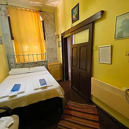Hotel Cunda Zehra Teyzenin Evi